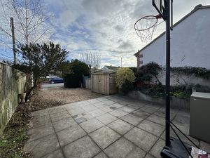 Driveway- click for photo gallery